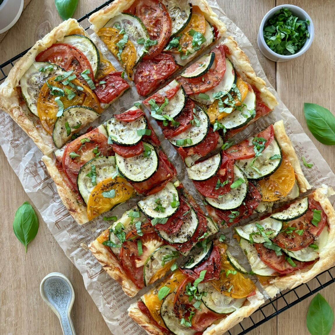 Tarta z cukinią i pomidorami